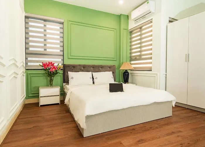 Madelise Max Hotel
