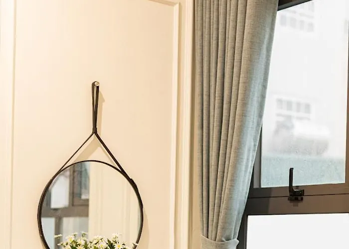 Madelise Max Hotel